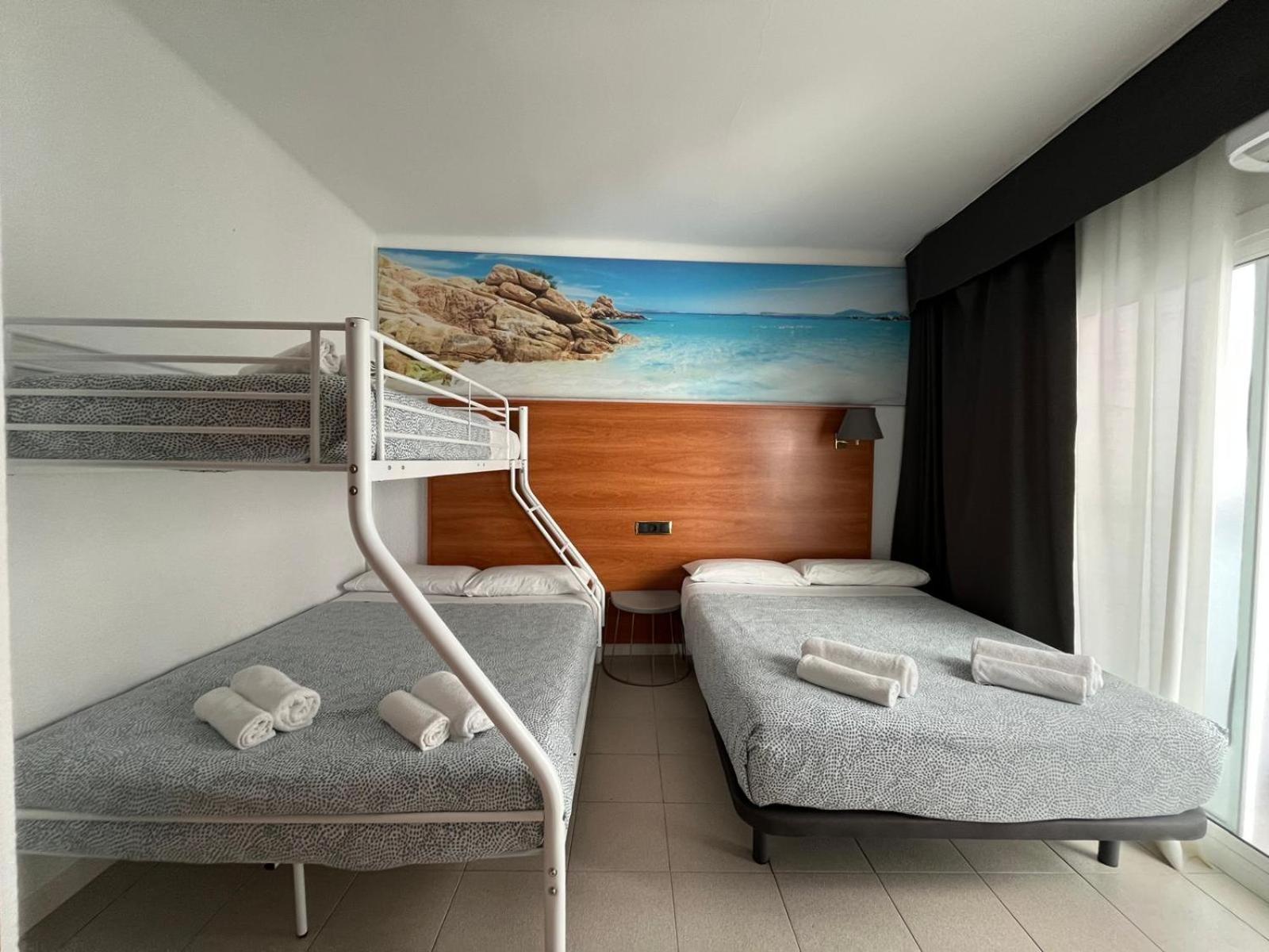 Hotel Maremagnum Lloret de Mar Exterior photo